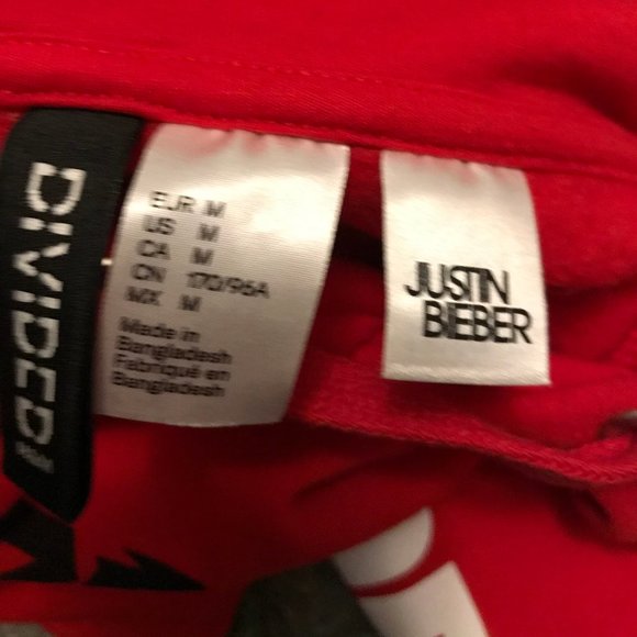 NWOT Justin Bieber world tour cropped hoodie - Picture 5 of 6